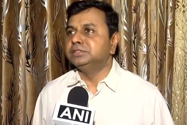 Desperation and dfefeat: DMK slams EPS over derogatory remarks against women leaders