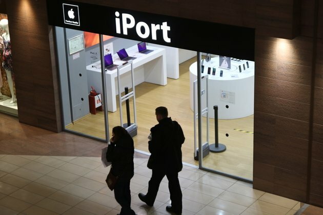 Russia makes move against departing foreign firms