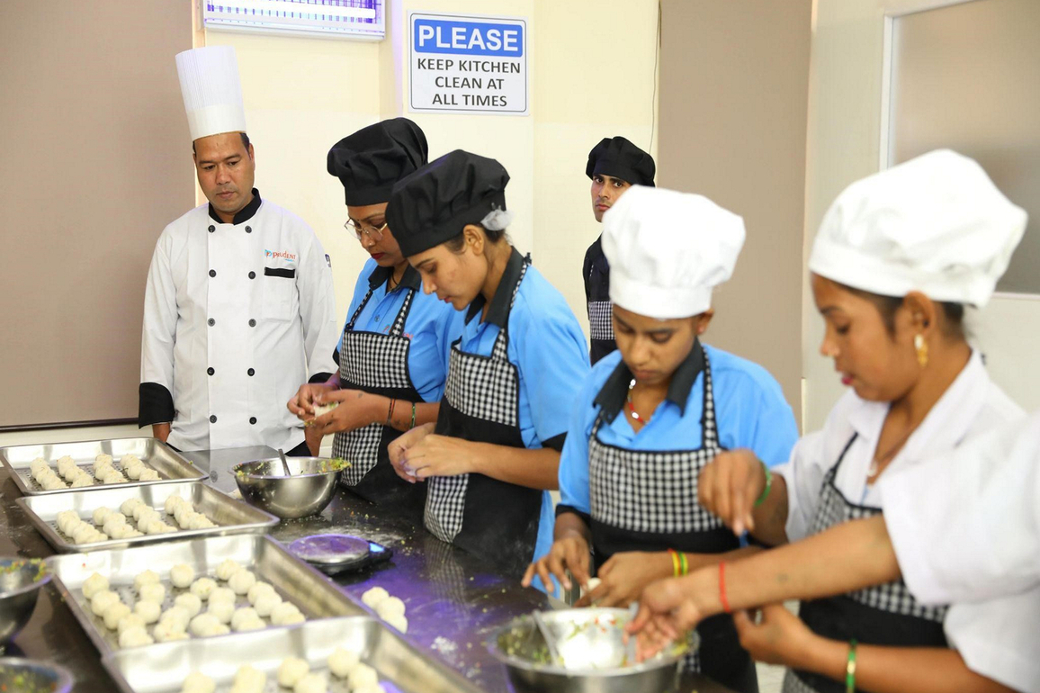 Kafe Group Vietnam Invests USD 1.2M in Momos Pro Noida to Transform Frozen Food Market