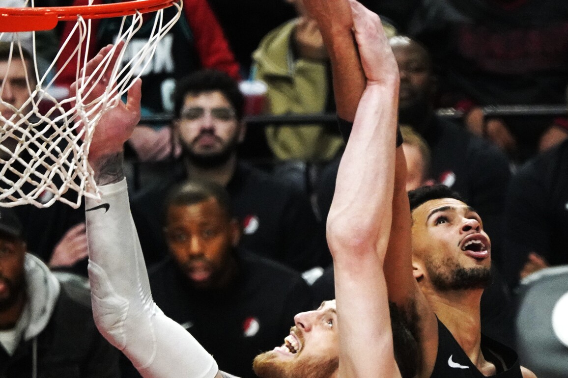 (SP)U.S.-PORTLAND-BASKETBALL-NBA-TRAIL BLAZERS VS THUNDERS