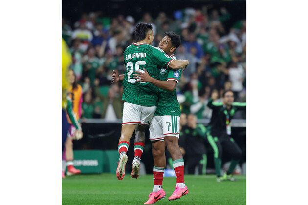 FIFA World Cup 2026: Mexican President Sheinbaum lauds El Tri after Round of 16 qualification