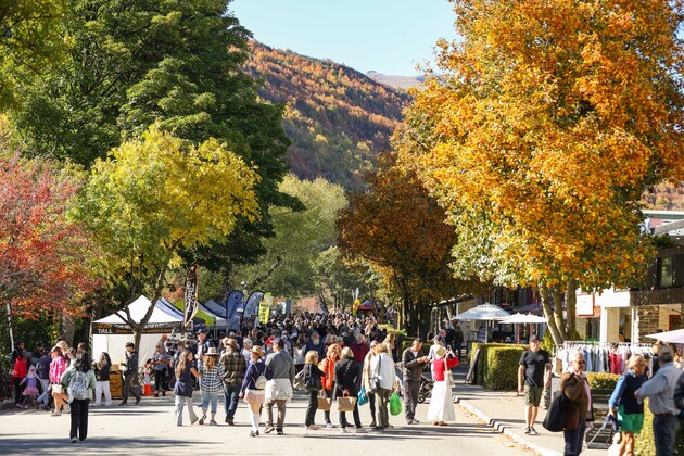 NEW ZEALAND-ARROWTOWN-AUTUMN FESTIVAL