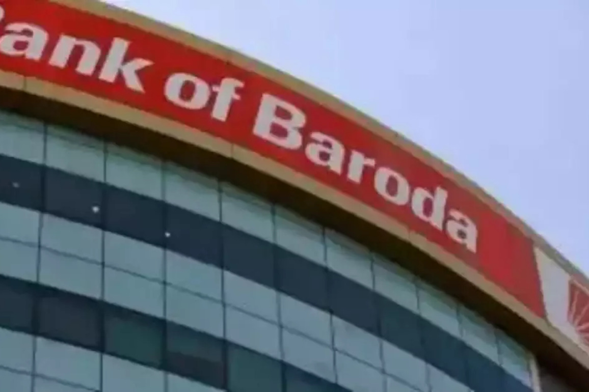 Bank of Baroda passes on 25 bps rate cut to customers