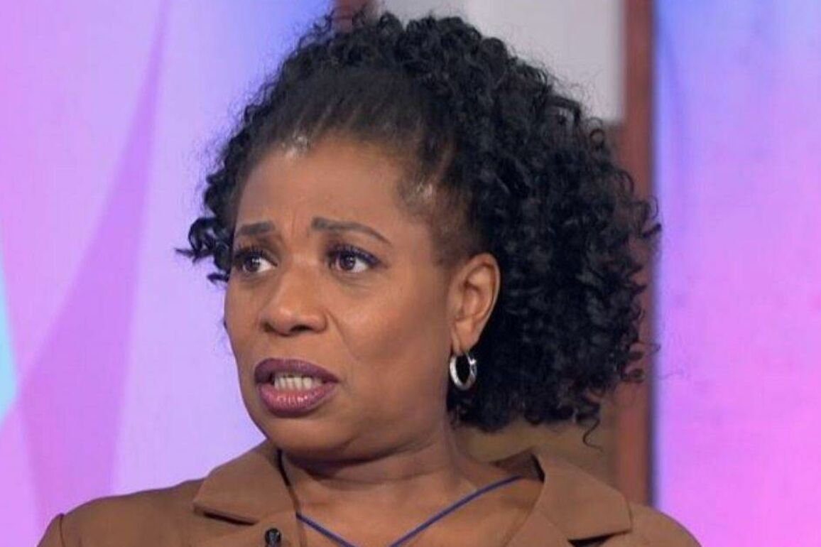 Loose Women star's warning after 'pea size' lump led to cancer battle