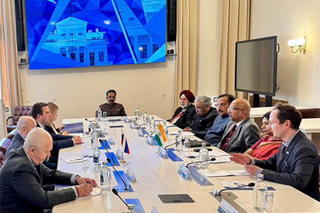 Former Russian PM Mikhail Fradkov meets Kanimozhi-led delegation; discusses threats posed by terrorism