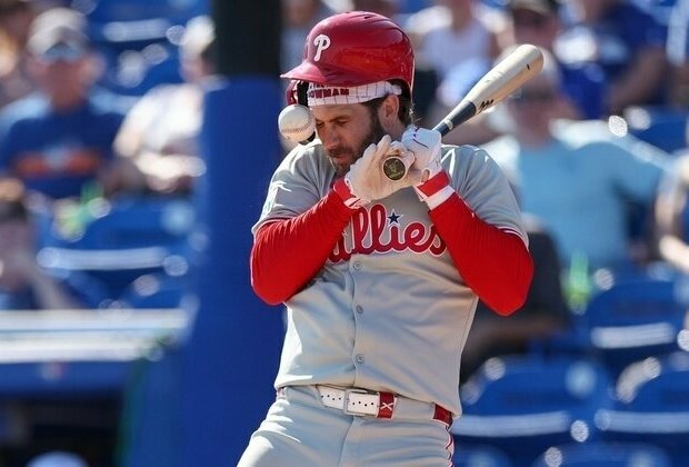 Phillies' Bryce Harper, plunked on arm, should be OK