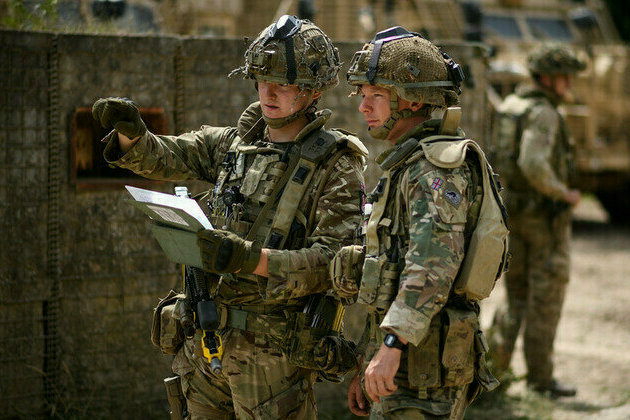 UK and France plan to send 30,000 peacekeepers to Ukraine  WSJ