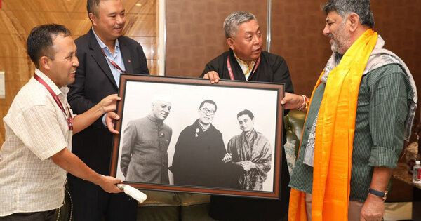 Central Tibetan Administration representative Tsultrim meets Ktaka CM Shivakumar , conveys greetings from Dalai Lama