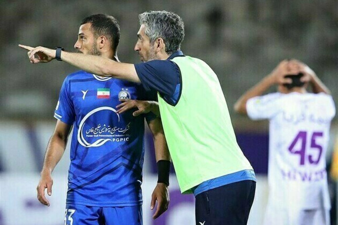 Mojtaba Jabbari Close to Esteghlal Hot Seat