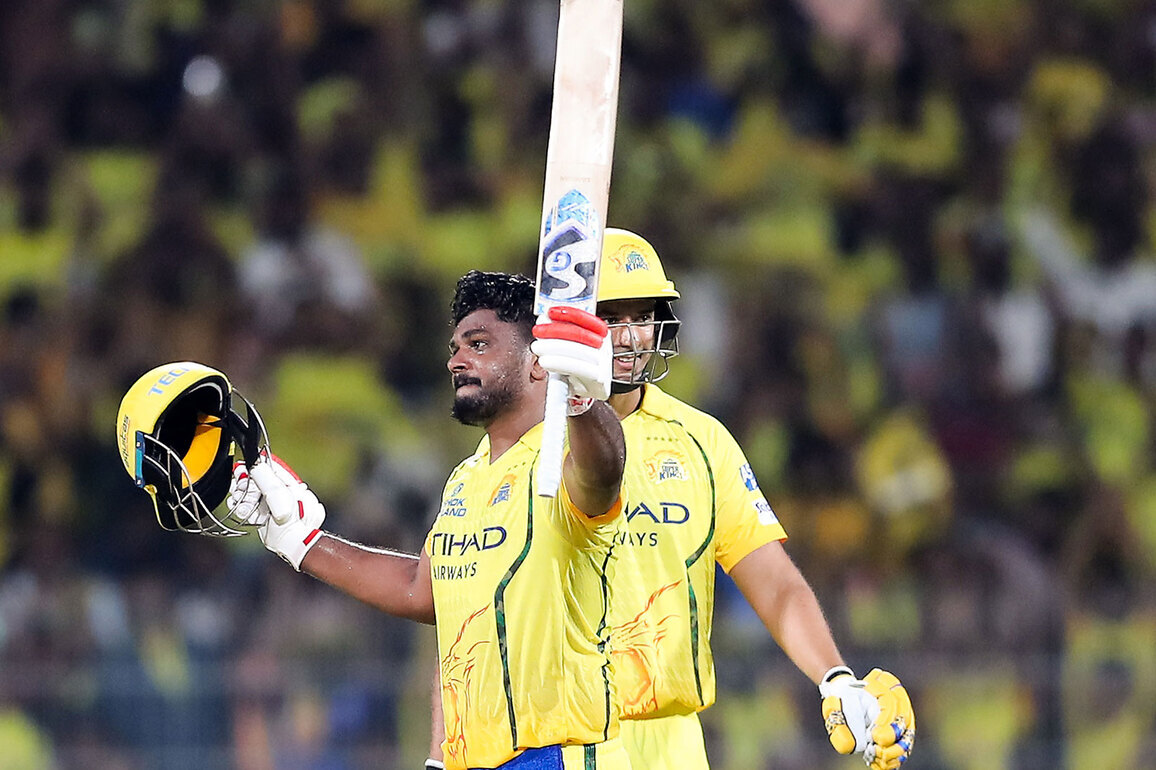 Samson not far behind Dhoni when it comes to calmness: CSK bowling coach Eric Simons