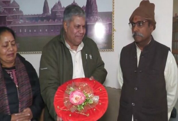 Ludhiana devotees present silver mirror to Ram Lalla in Ayodhya for divine reflection