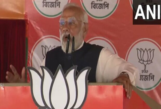 "TMC has given permission to Bangladeshis, Rohingyas to change demography in Bengal": PM Modi