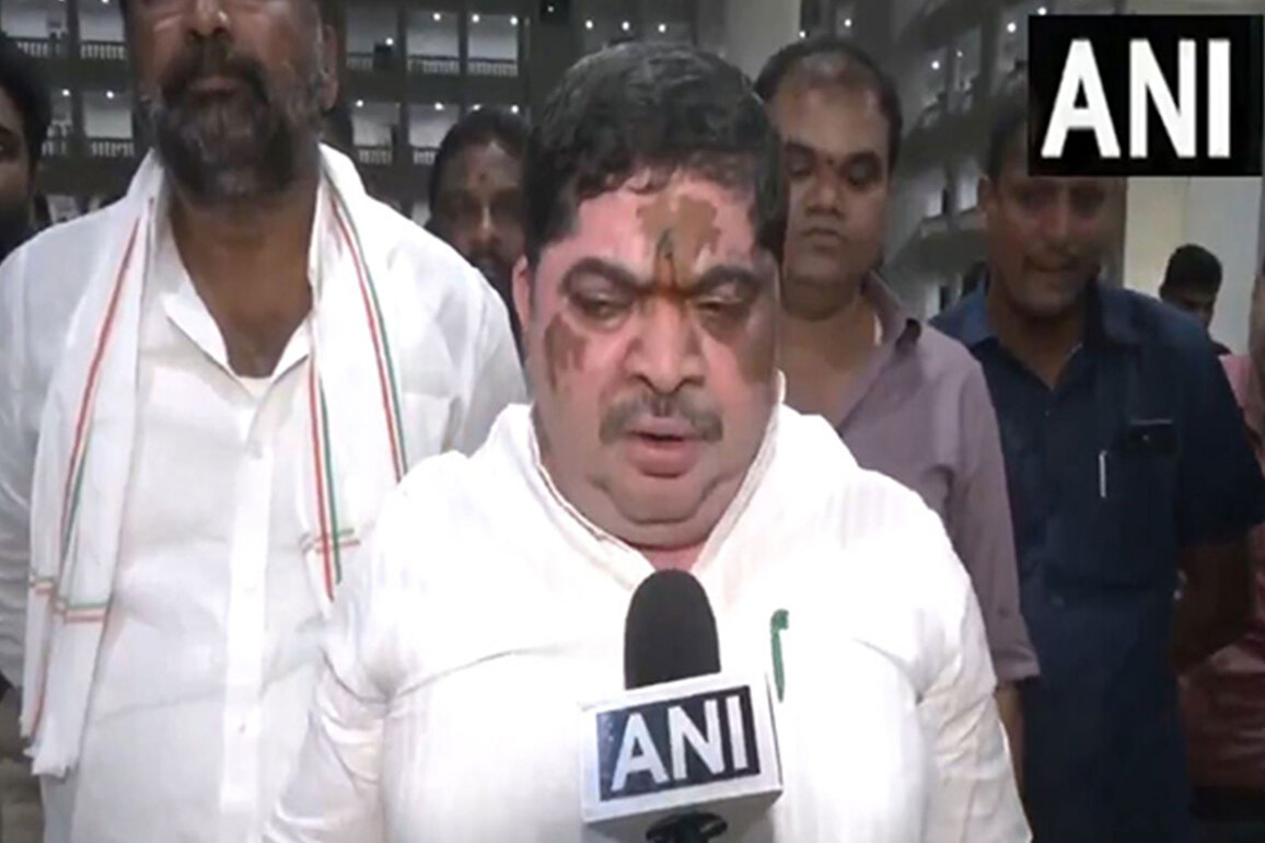 Telangana Transport Minister Ponnam Prabhakar expresses deep concern over steep hike in US H-1B visa fees