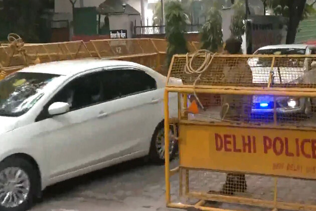 Nirmala Sitharaman, MoS Pankaj Chaudhary depart for Kartavya Bhavan ahead of Union Budget 2026 presentation