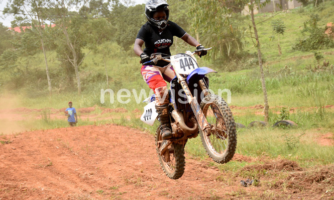 Girls dare boys in motocross Girls dare boys in motocross