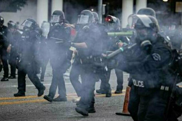 Australian journalist shot with rubber bullet during Los Angeles riots (VIDEO)