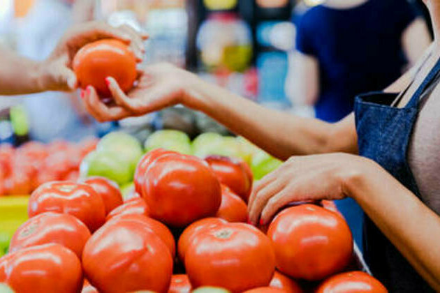 Tomato and pork prices soar in Spain - media