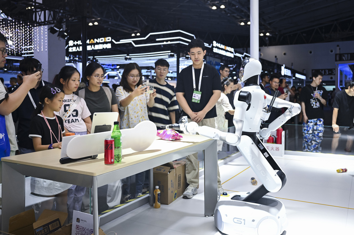 CHINA-SHANGHAI-2025 WORLD AI CONFERENCE-ROBOTS (CN)