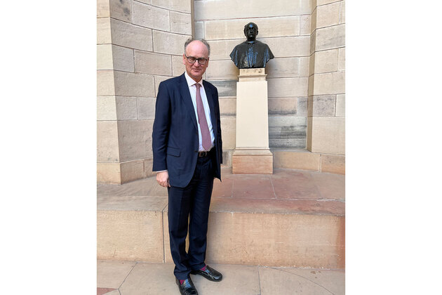 "Sad to read...": Lutyens' great-grandson reacts after bust removed from Rashtrapati Bhavan