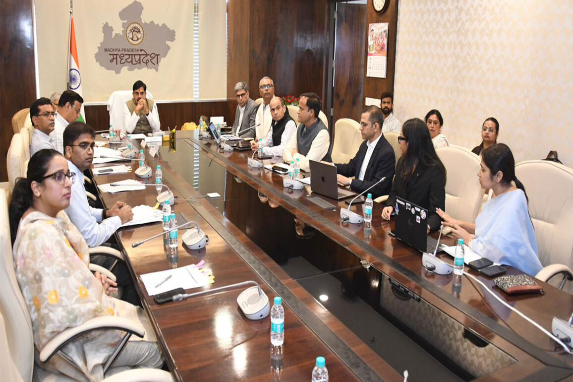 MP CM Yadav holds meeting with Google Cloud India officials, discusses AI support for governance, simhastha 2028