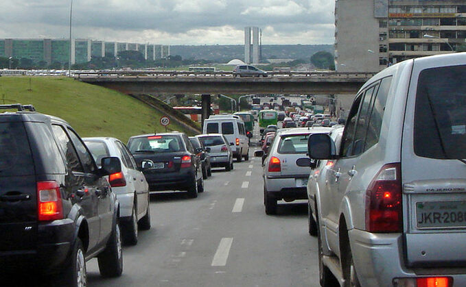 Study: Car reliance leaves UK motorists 'locked' into transport poverty