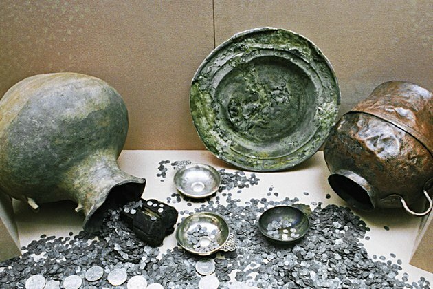 5 most precious treasure hoards found in Moscow