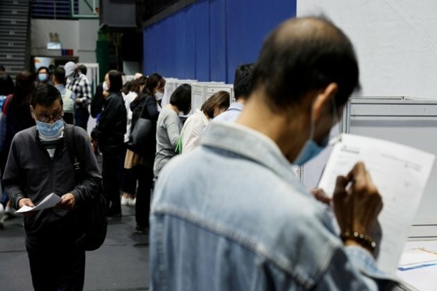 Chinese graduates are unemployed, lowering their ambitions: Report