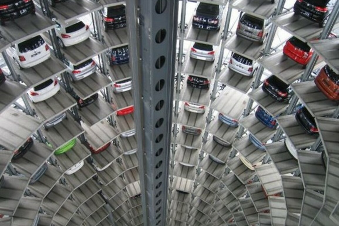 Tech uncertainty is leading to decline in R&D investments by auto OEMs: Report