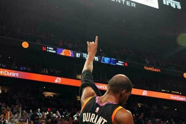 Suns' Kevin Durant becomes 8th to score 30,000 points