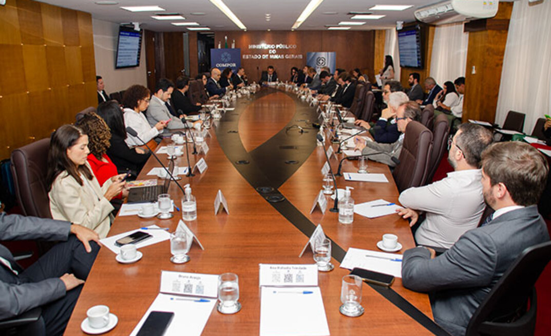 Mineradoras e órgãos públicos tentam viabilizar Rodovia do Minério