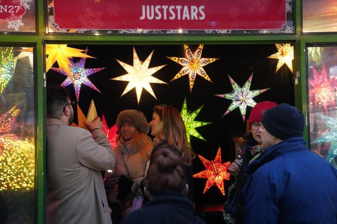Feature: High tariffs bite into U.S. holiday shoppers' wallets