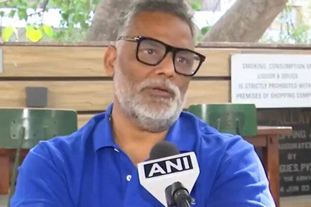 Four JD(U) members quit, Independent MP Pappu Yadav says, "Nitish Kumar no longer in control"