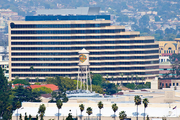 Warner takeover battle heats up as Paramount tops Netflix offer