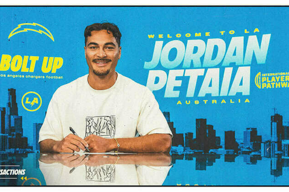 Los Angeles Chargers Sign Jordan Petaia