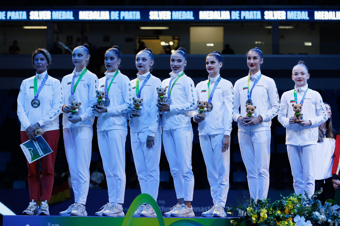 (SP)BRAZIL-RIO DE JANEIRO-RHYTHMIC GYMNASTICS-FIG WORLD CHAMPIONSHIPS-TEAM RANKING-AWARDING CEREMONY