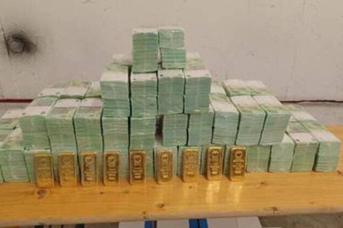 Hungary seizes millions in gold and cash linked to 'Ukraine war mafia'