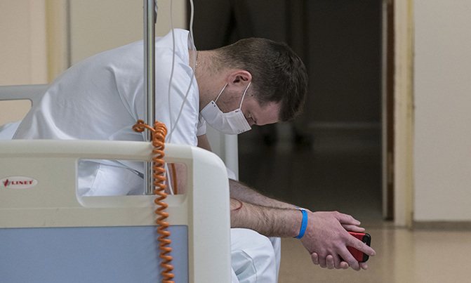 16-year-old among virus dead in France's highest daily toll 16-year-old among virus dead in France's highest daily toll