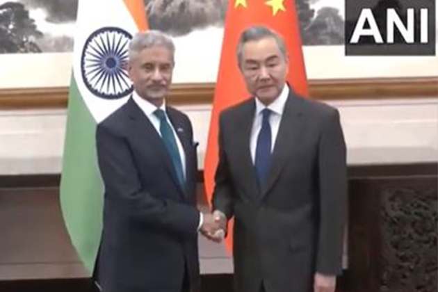 Jaishankar meets Chinese Foreign Minister; says good progress in normalization of ties, need to address border de-escalation