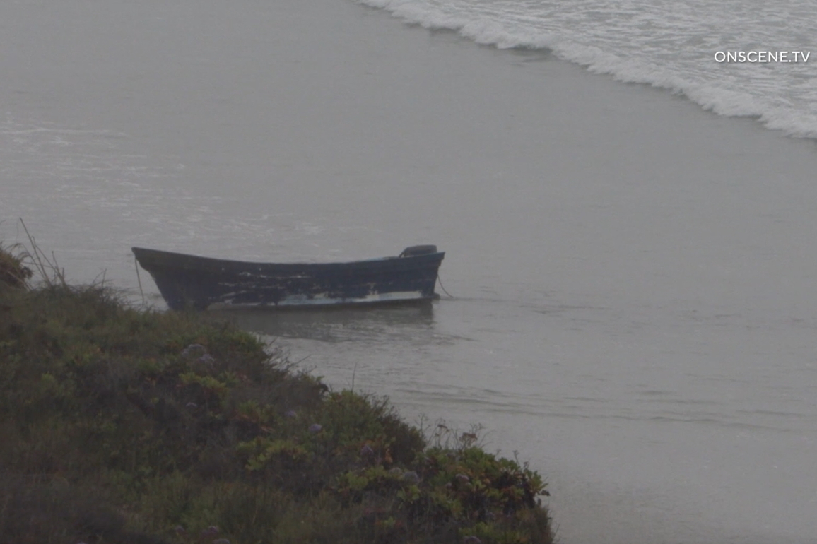 At least two killed when small boat capsizes off Del Mar