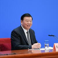 Update: U.S. should work with China to resolve trade disputes through equal-footed consultation: spokesperson