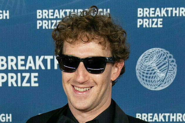Zuckerberg goes all in on superintelligence lab  Bloomberg