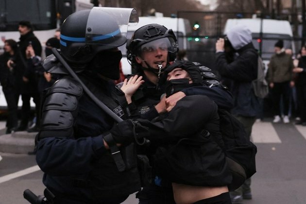 French police abused protesters human rights commission
