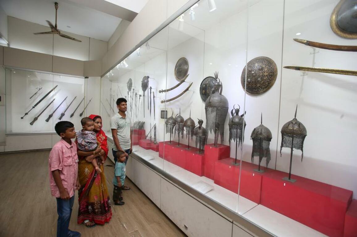 Asia Album: People visit Bangladesh National Museum in Dhaka