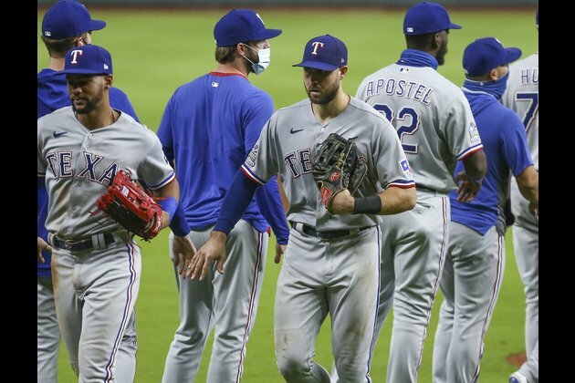 Cody gets first win as Rangers take out Angels