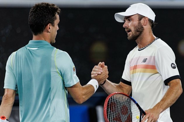 Tommy Paul beats Ben Shelton, Novak Djokovic next in Aussie semis