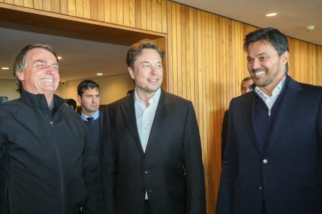 Musk Visits Brazil&#039;s Bolsonaro to Discuss Amazon Rainforest Plans