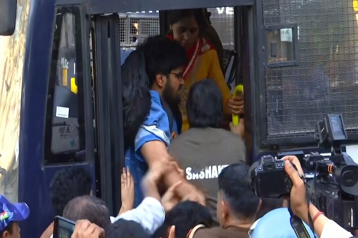 JNUSU calls second march against detention of over 50 students following protests against VC