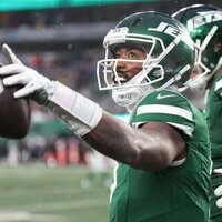 Packers sign Tyrod Taylor as backup QB, release Desmond Ridder