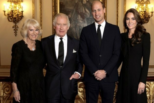 Royal family's new portrait unveiled