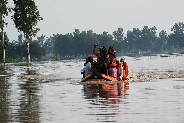 Punjab Water Resources Minister slams Congress over relief fund